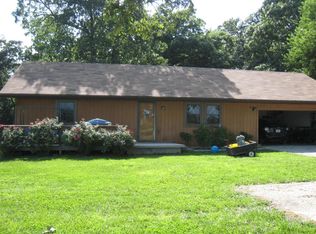 135 Sunbeam Dr, Marshfield, MO 65706