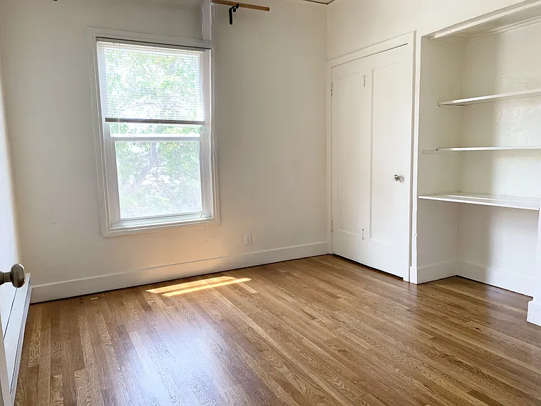 2555 Virginia St #301 — Photo 7