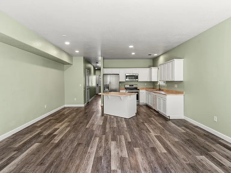 7834 Phaedra Ln — Photo 8
