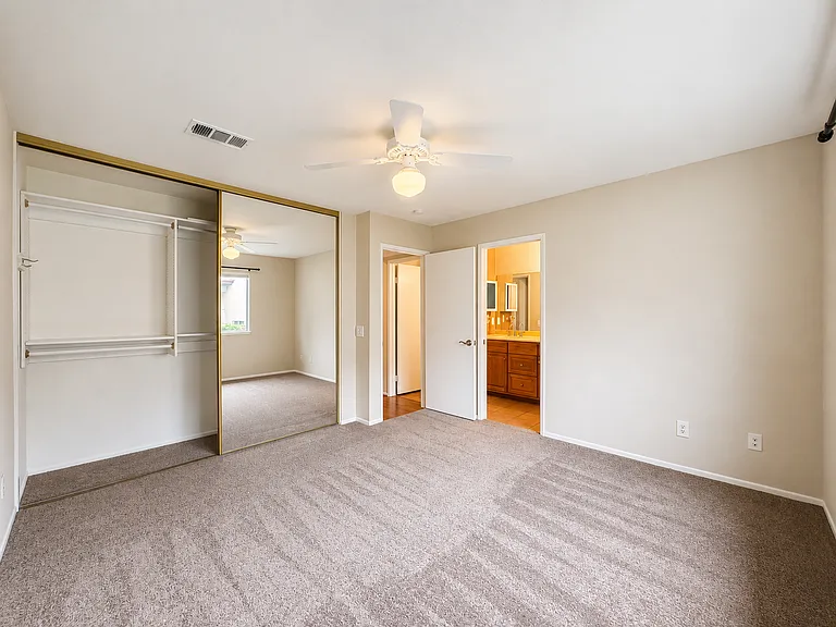 1629 Windmill Ln #E — Photo 13