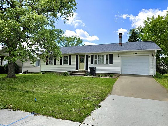2nd image of 1350 Springdale Dr