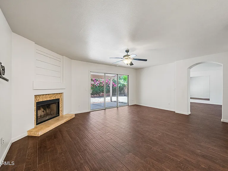 921 W Sun Coast Dr — Photo 10