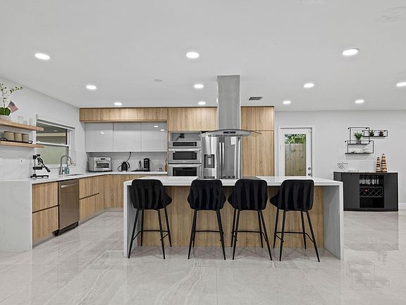 5th image of 136 Greens Road