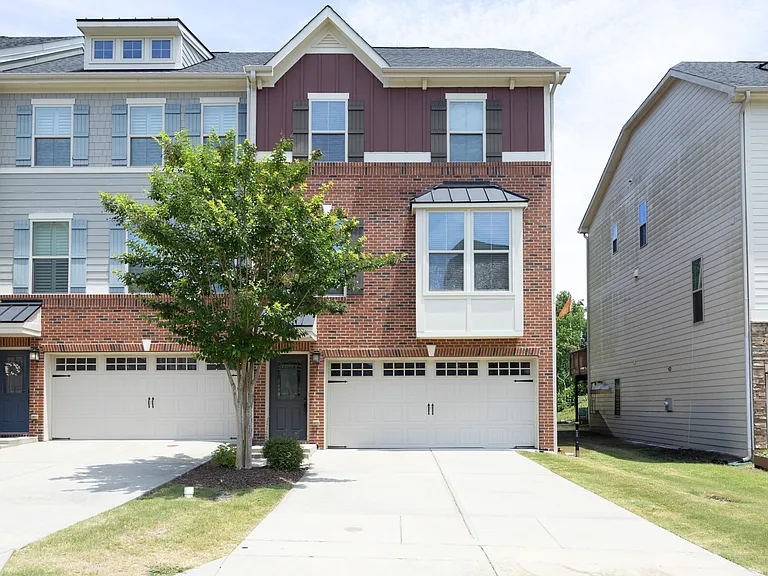 1021 Brownsmith Dr — Photo 1