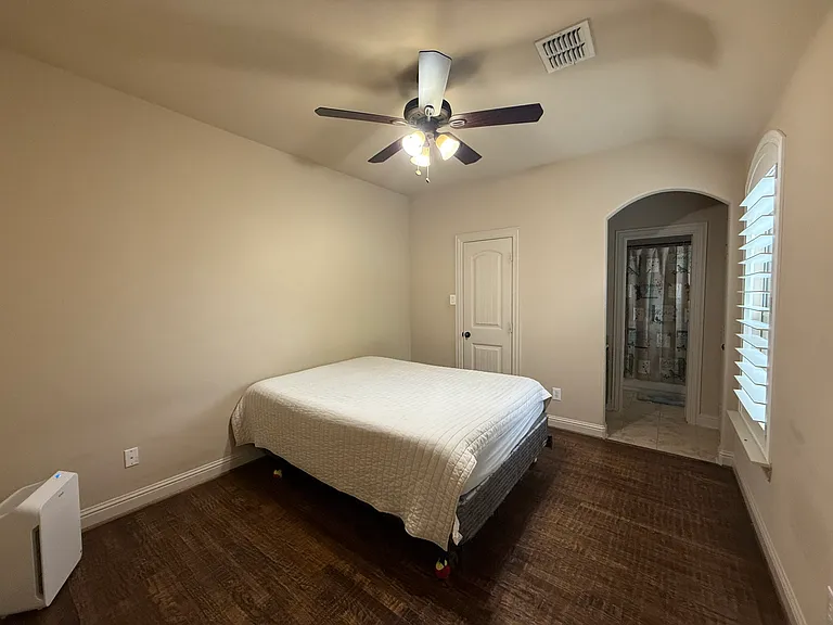 405 Preston Creek Dr — Photo 8