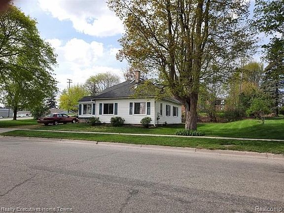 3rd image of 6279 Church St