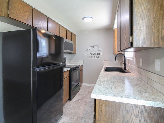 3rd image of 1602 Swift Blvd