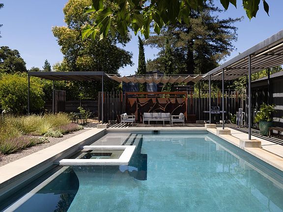 2nd image of 1843 Spring Mountain Court