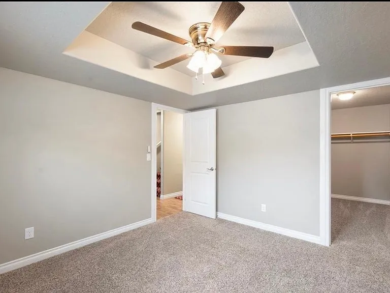 4819 N Emerald Ln — Photo 29