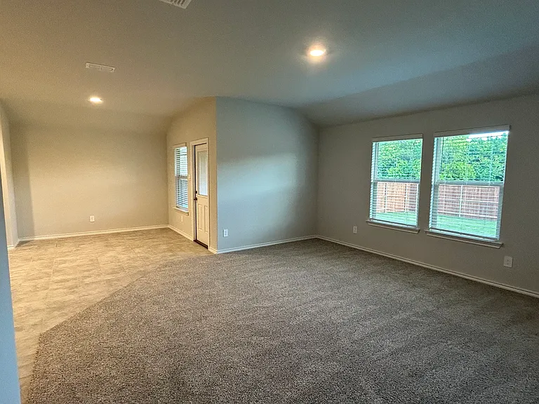 108 Piping Rock Dr — Photo 11