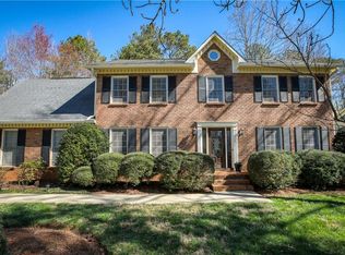 6105 Pin Oak Ln, Alpharetta, GA 30005