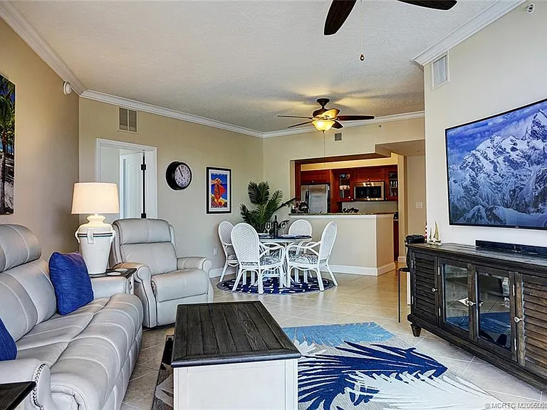 975 NW Flagler Ave #306 — Photo 14