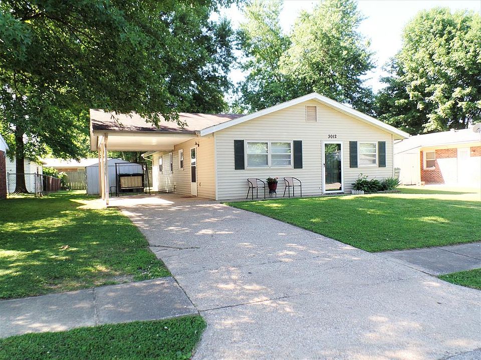 1st image of 3012 Yosemite Dr