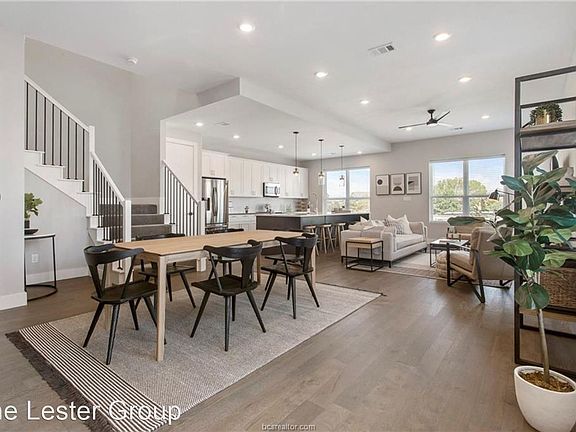 3rd image of 246 Estate Cir
