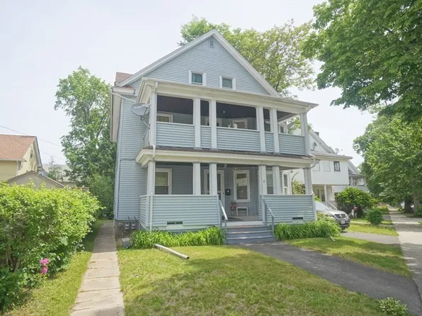 8 Vermont St, Springfield, MA 01108