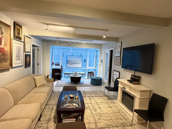 230 Central Park South image 5 of 17