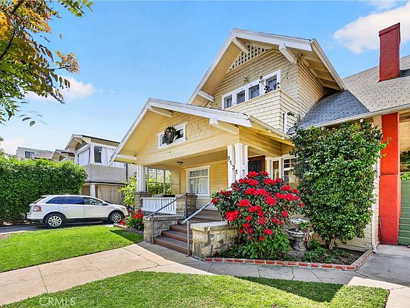 2nd image of 1131 Echo Park Ave