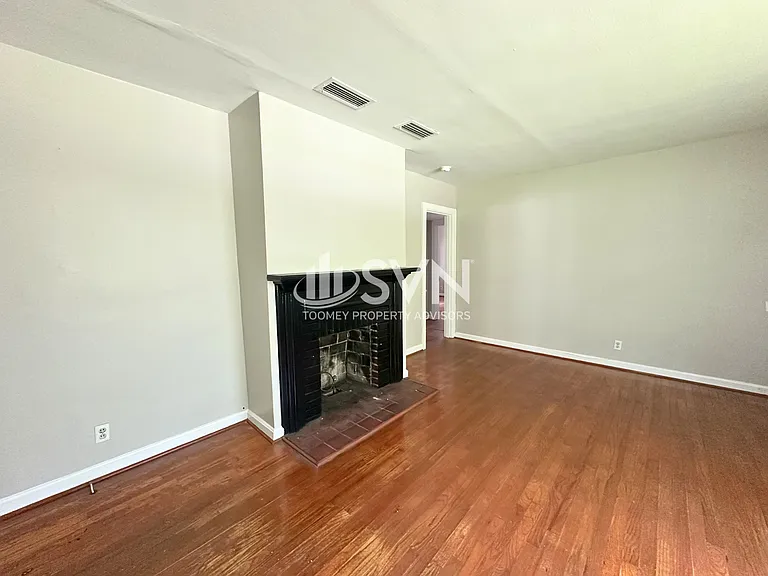 4823 Auburn Dr S — Photo 6