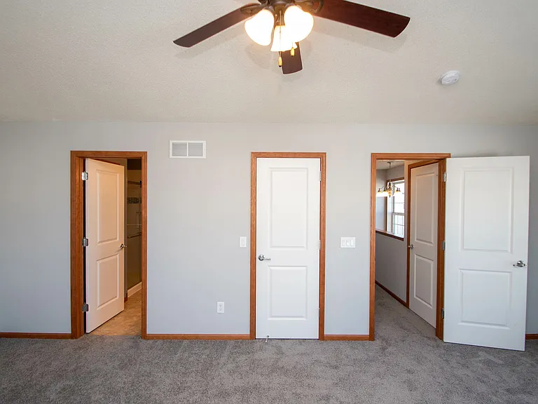 15119 Fanning Dr N — Photo 9
