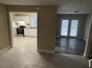 2603 Farnell Dr, Mobile, AL 36605