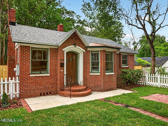 3rd image of 3766 SOMMERS Street
