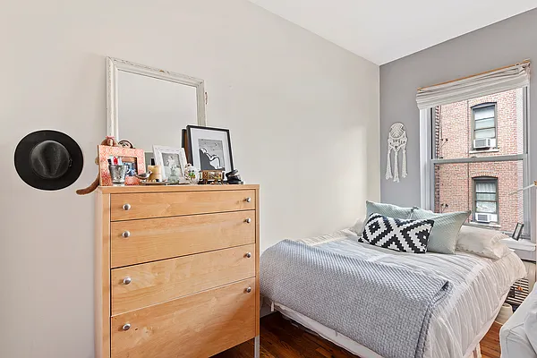 Rented by Compass | media 14