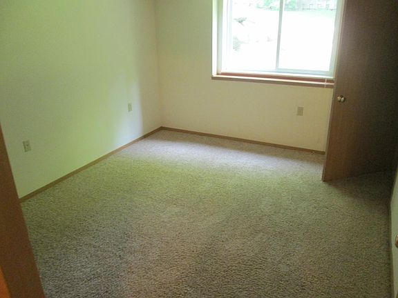 3rd image of 1248 Winston Dr APT 4