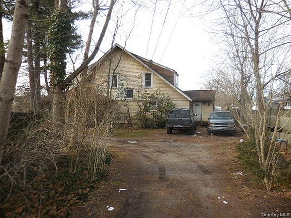 3rd image of 20 Washington Avenue