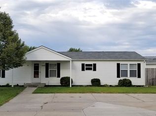 1342 Bridle Ln, North Platte, NE 69101
