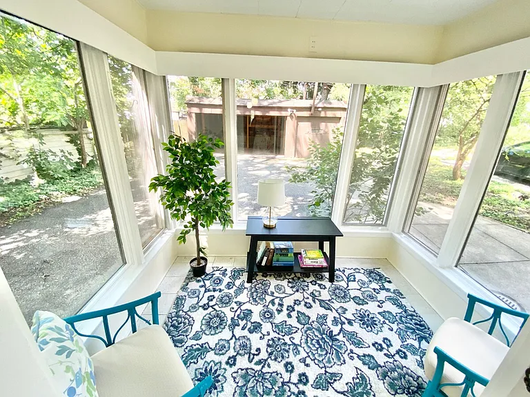 Reading Area
