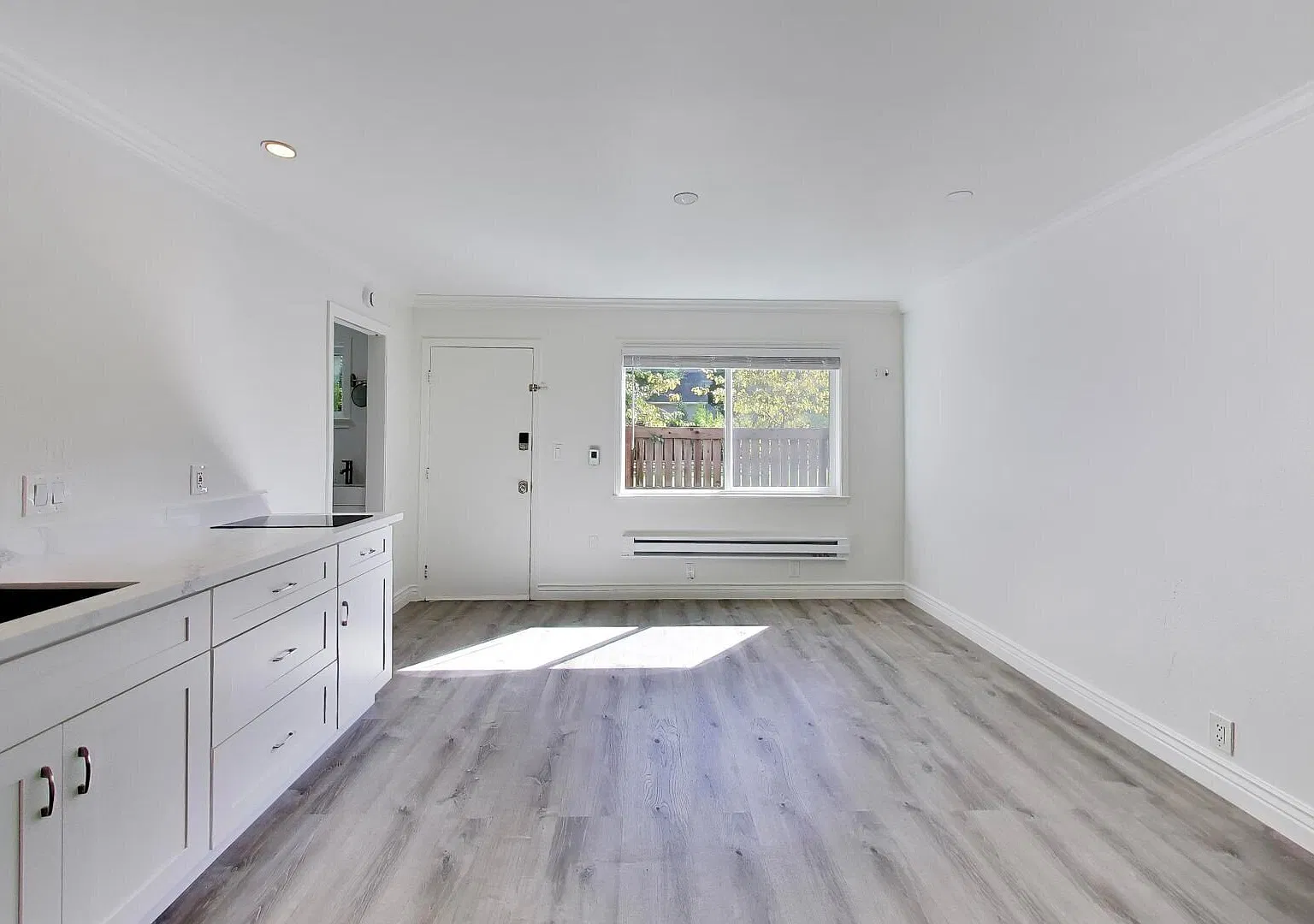 Updated Studio in Downtown Palo Alto! — Photo 1