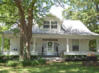 649 Russell Rd, Rogers, AR 72756