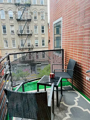 Rented by Corcoran | media 12