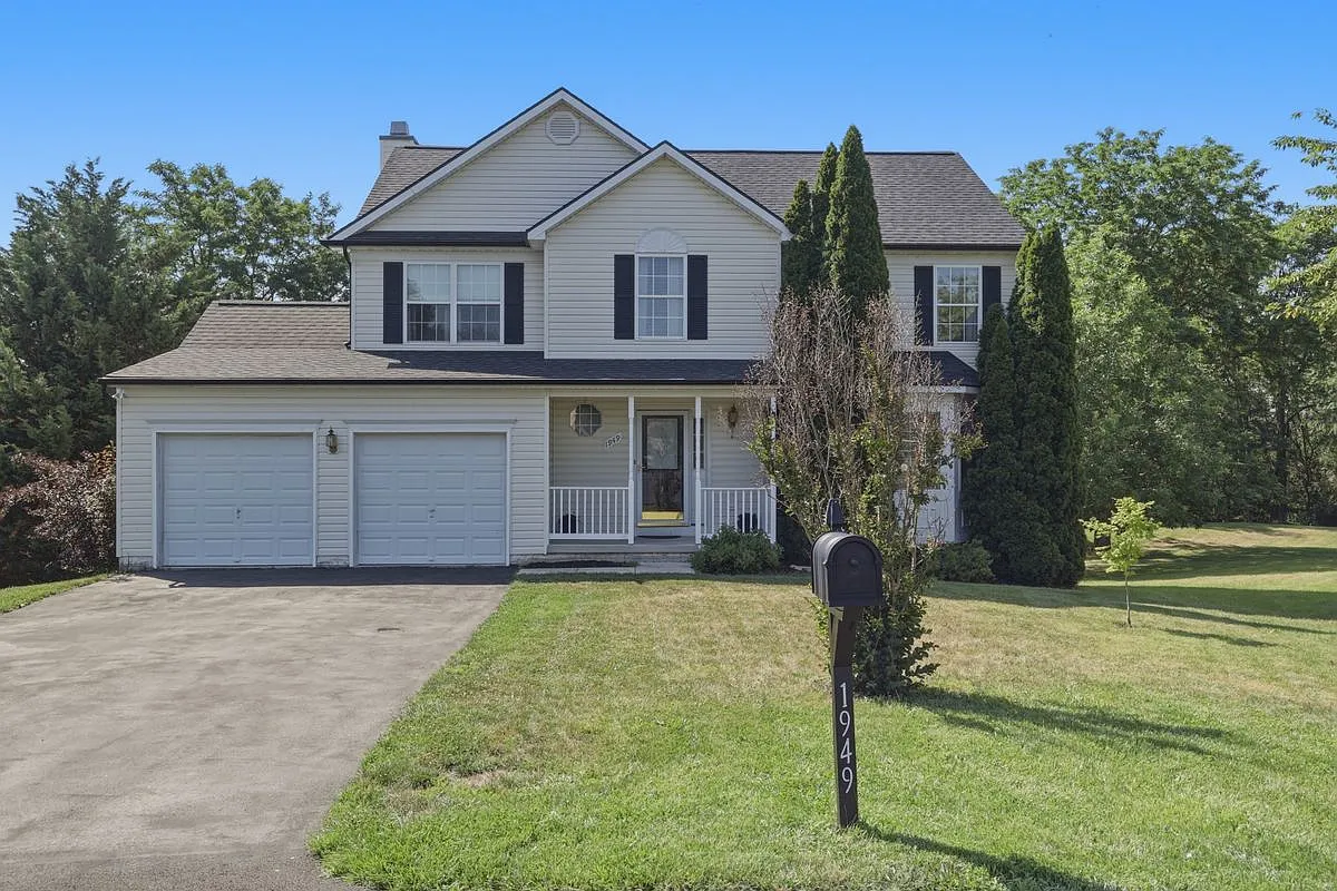 5 bed, 4.0 bath, 2833 sqft, $2,750 — Photo 1