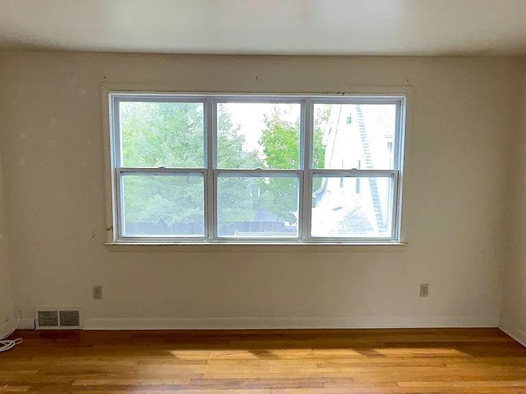1006 Sunnycrest Rd #3 — Photo 7