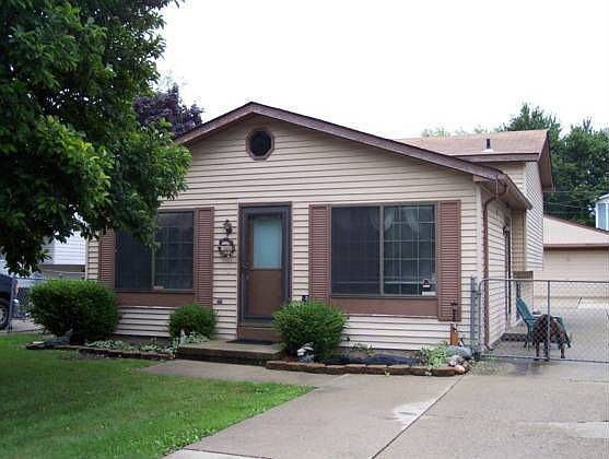 1st image of 1364 Parkway Dr