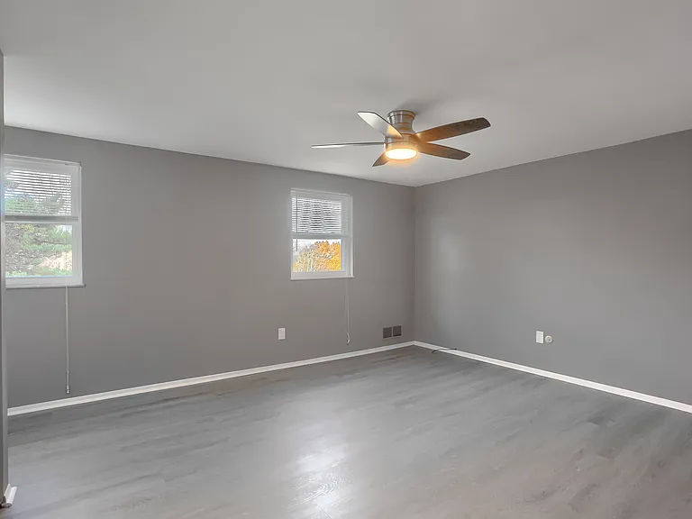 4286 Sample Ct — Photo 20