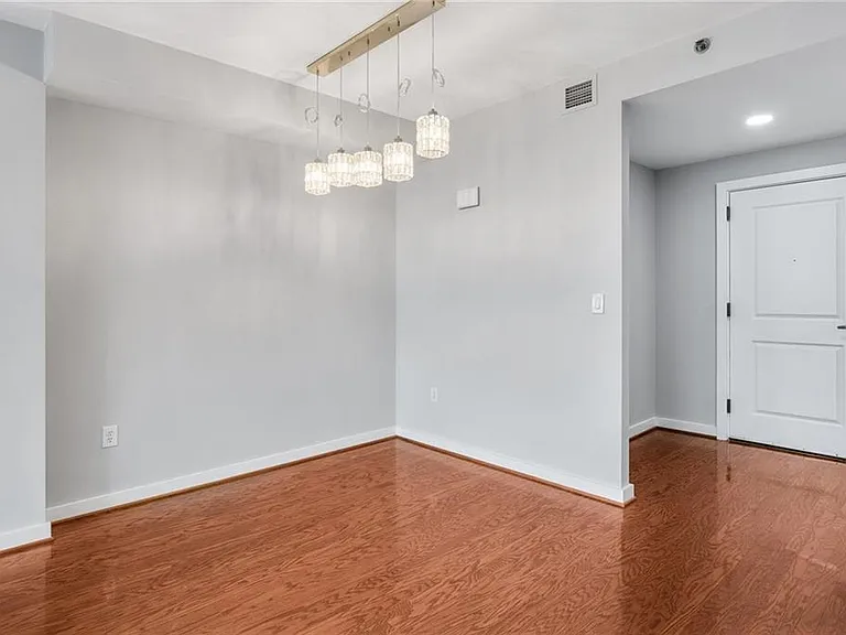 3338 Peachtree Rd NE #2401 — Photo 14