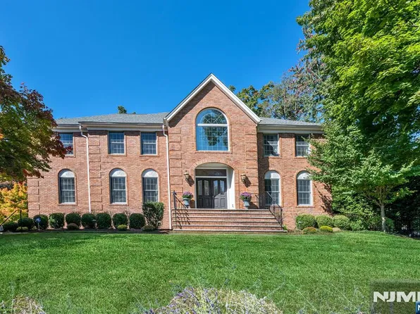 402 Highland Avenue, Ridgewood, NJ 07450