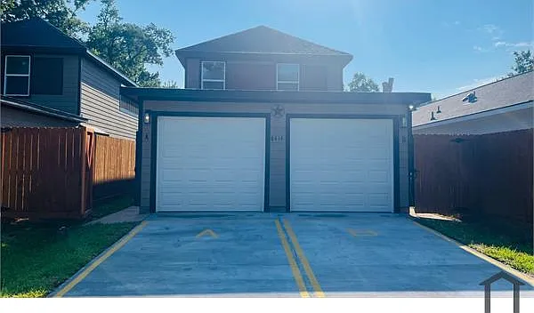 8416 Sandra St — Photo 1