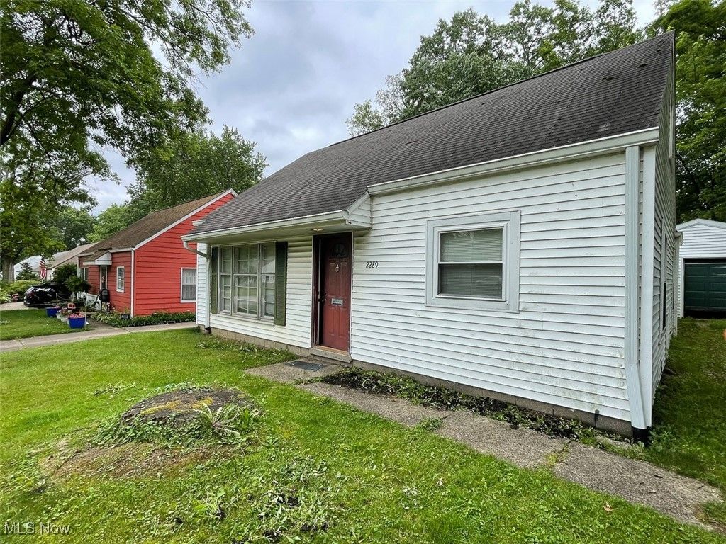 Real estate listing image