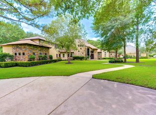 15 Huntington Woods Estates Dr, Tomball, TX 77377