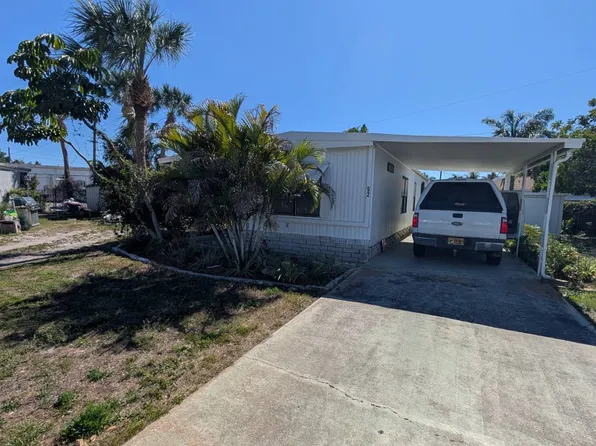 7499 46th Ave N #52, Saint Petersburg, FL 33709