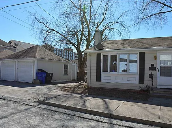 12 Arrow St, Central Falls, RI 02863