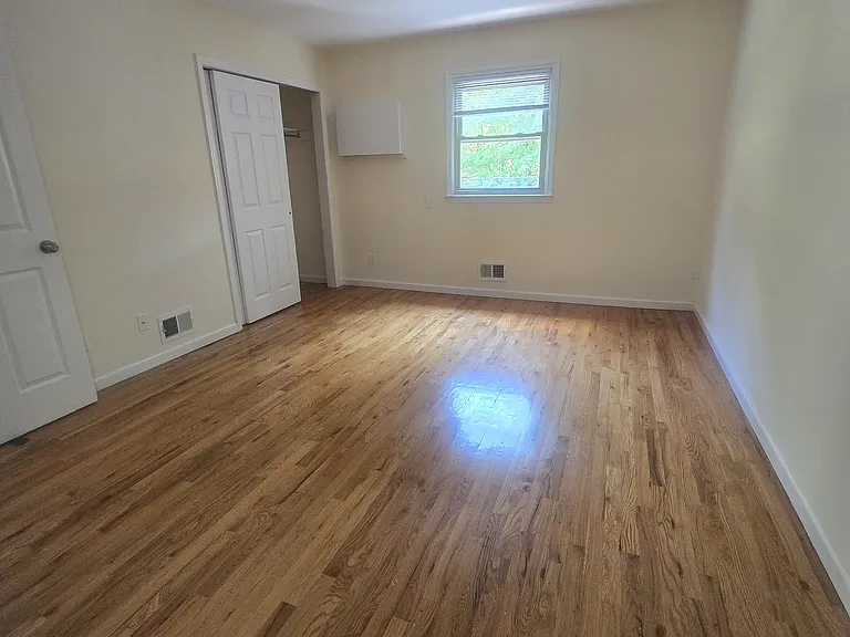 36 Maple Ct — Photo 12
