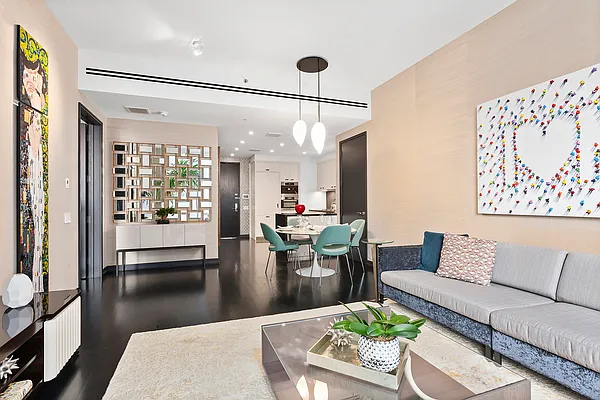 Rented by Compass | media 32