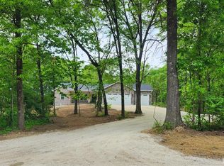 619 N Ethlyn Rd, Winfield, MO 63389