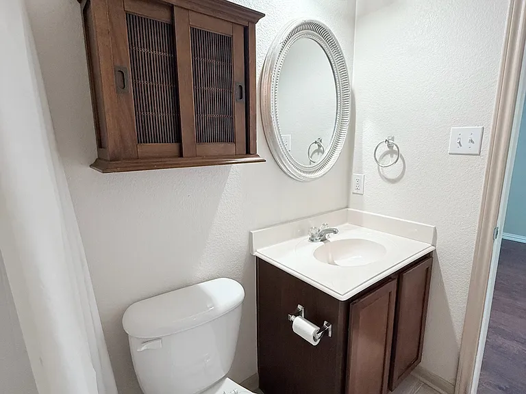2345 Aurora Dr — Photo 24