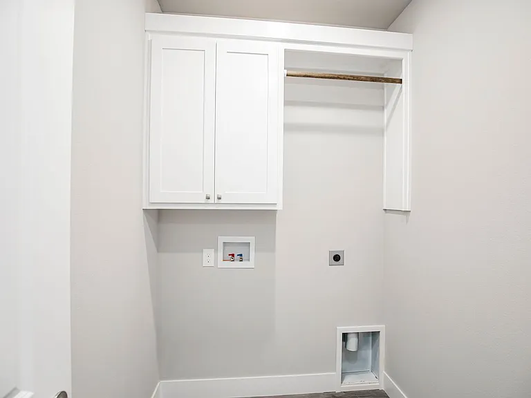 1824 Seay Cir — Photo 25