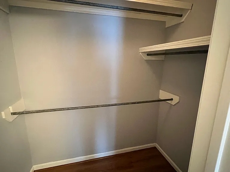 1013 Carlyle Cv — Photo 11